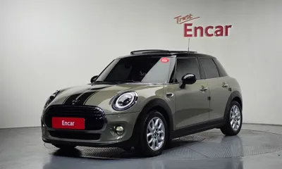 MINI Cooper · 2019 год