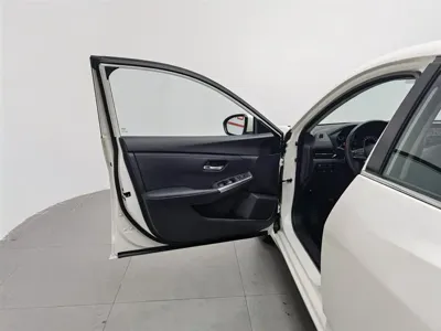 Nissan Sylphy 2020, 47300 км, за 7053.33 USD - фото 8