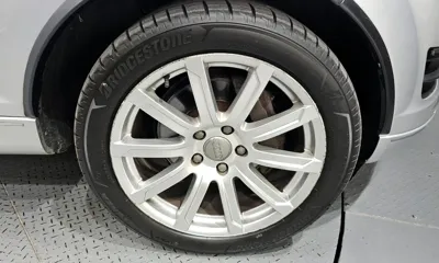 Audi Q7 2014, 256177 км, за 4875.51 USD