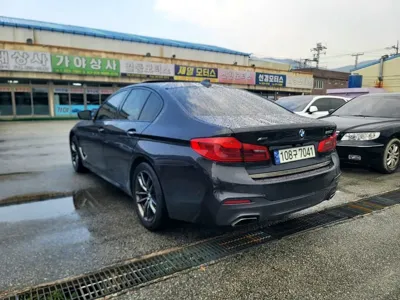 BMW 5-Series 2017, 188136 км, за 11454.1 USD