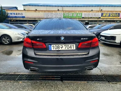 BMW 5-Series 2017, 188136 км, за 11454.1 USD