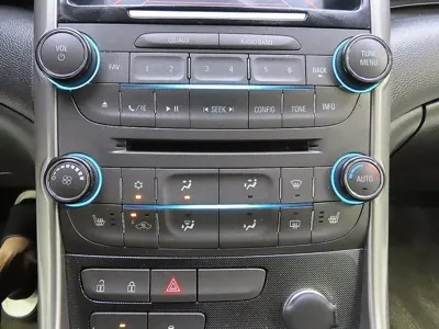 ChevroletGMDaewoo Malibu 2015, 70521 км, за 2297.49 USD - фото 16