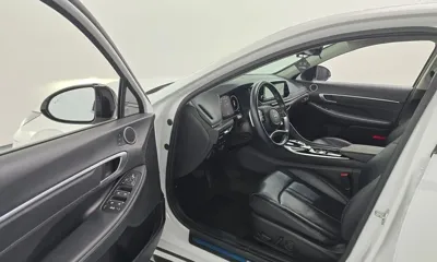 Hyundai Sonata 2022, 76031 км, за 12743.96 USD - фото 10
