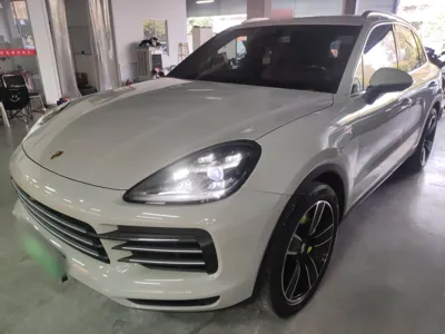 Porsche Cayenne E-Hybrid · 2019 год