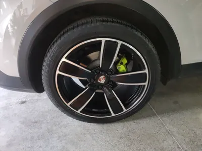 Porsche Cayenne E-Hybrid 2019, 79800 км, за 40496 USD - фото 10