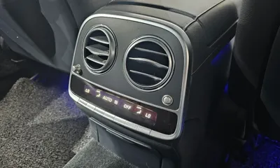 Mercedes-Benz S-Class 2019, 99570 км, за 24615.99 USD - фото 30