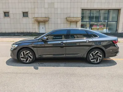Volkswagen Sagitar 2024, 10900 км, за 12528.31 USD