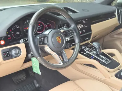 Porsche Cayenne 2021, 48970 км, за 53064.18 USD - фото 7