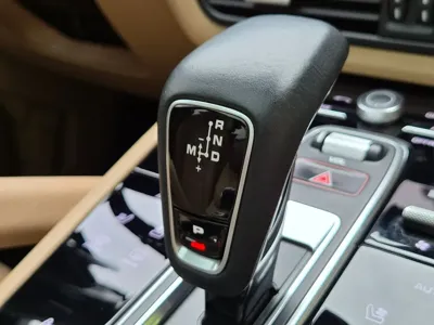 Porsche Cayenne 2021, 48970 км, за 53064.18 USD - фото 9