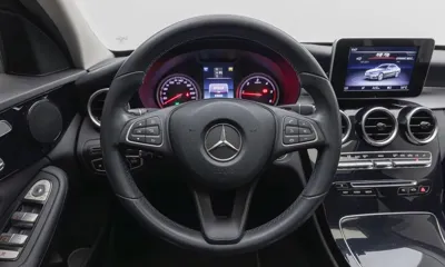 Mercedes-Benz C-Class 2018, 93054 км, за 12228.99 USD - фото 20