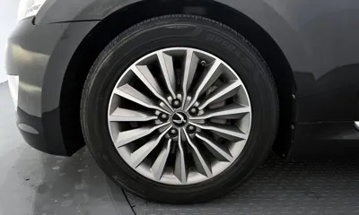 Hyundai Equus 2013, 200919 км, за 3957.71 USD