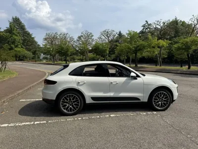 Porsche Macan 2018, 118762 км, за 23959.56 USD