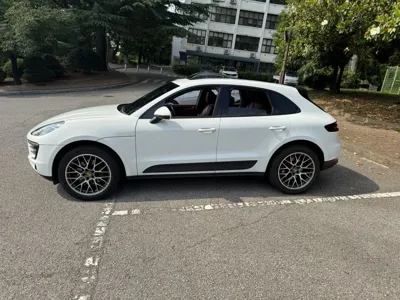 Porsche Macan 2018, 118762 км, за 23959.56 USD
