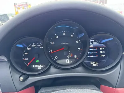 Porsche Macan 2018, 118762 км, за 23959.56 USD - фото 8