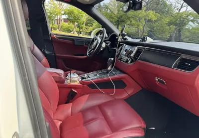 Porsche Macan 2018, 118762 км, за 23959.56 USD - фото 9