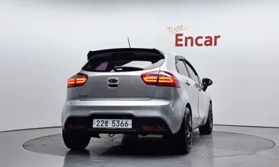 Kia Pride 2012, 124018 км, за 2875.46 USD