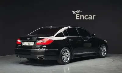 Hyundai Genesis 2012, 141214 км, за 2907.17 USD