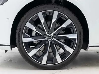 Volvo S90 2026, 624 км, за 39329.12 USD