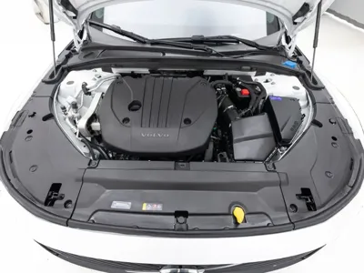 Volvo S90 2026, 624 км, за 39329.12 USD - фото 6