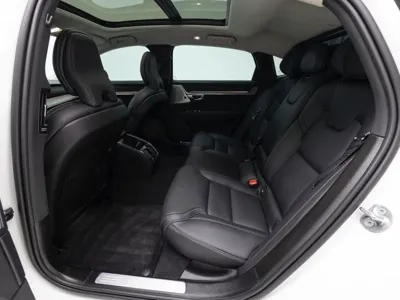 Volvo S90 2026, 624 км, за 39329.12 USD - фото 12