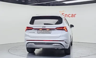 Hyundai Santafe 2021, 52748 км, за 19437.03 USD
