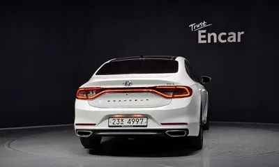 Hyundai Grandeur 2018, 149787 км, за 10708.63 USD
