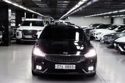 Kia K7 2016, 111000 км, за 7676.3 USD