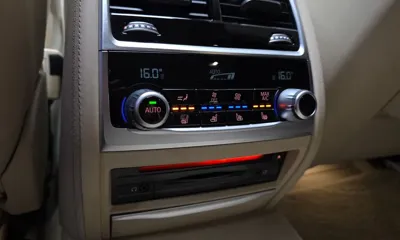 BMW 7-Series 2016, 113175 км, за 14657.99 USD - фото 19