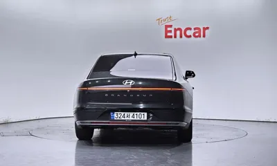 Hyundai Grandeur 2023, 49361 км, за 20521.18 USD