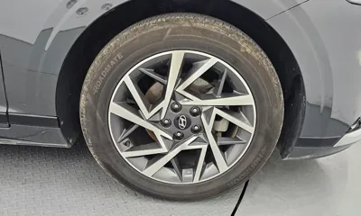 Hyundai Grandeur 2023, 49361 км, за 20521.18 USD