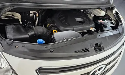 Hyundai Starex 2016, 121651 км, за 5795.4 USD - фото 6