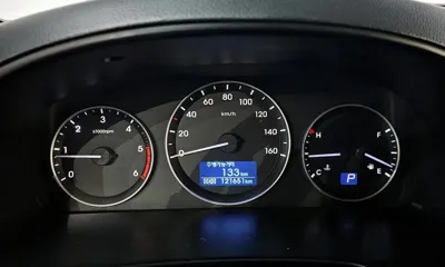 Hyundai Starex 2016, 121651 км, за 5795.4 USD - фото 8