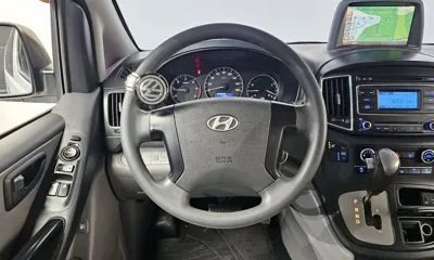 Hyundai Starex 2016, 121651 км, за 5795.4 USD - фото 12