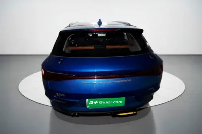 BYD e2 2021, 28100 км, за 8415 USD