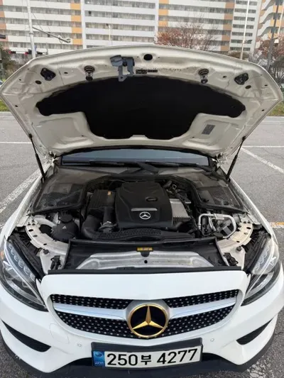 Mercedes-Benz C-Class 2017, 77500 км, за 16279.38 USD - фото 6