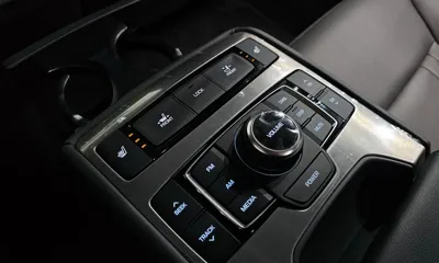 Hyundai Genesis 2016, 17241 км, за 8861.76 USD - фото 16