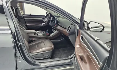 Hyundai Grandeur 2018, 66773 км, за 10733.81 USD - фото 10