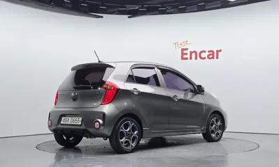 Kia Morning 2016, 62286 км, за 4536.42 USD