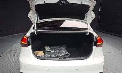 Kia K3 2018, 70630 км, за 6739.35 USD - фото 20