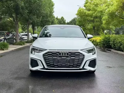 Audi A3 2022, 44000 км, за 20423.38 USD