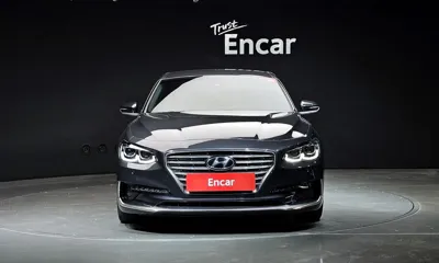 Hyundai Grandeur 2017, 116869 км, за 9205.29 USD