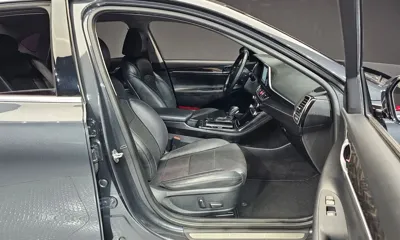 Hyundai Grandeur 2017, 116869 км, за 9205.29 USD - фото 10