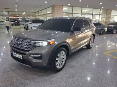 Ford Explorer · 2021 год