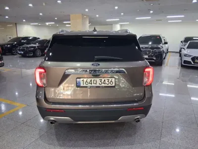 Ford Explorer 2021, 57138 км, за 16870.16 USD