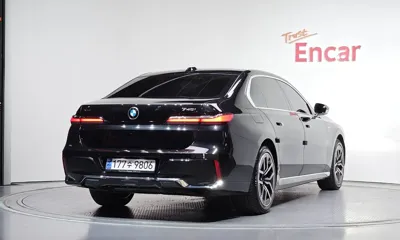 BMW 7-Series 2024, 40728 км, за 74110.54 USD