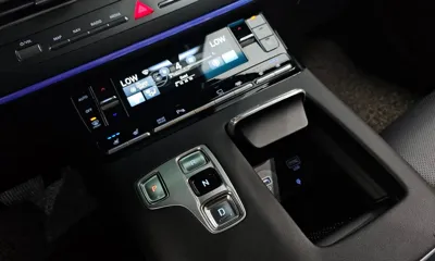 Hyundai Grandeur 2020, 49885 км, за 18314.3 USD - фото 9