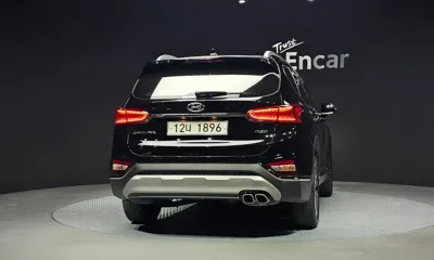 Hyundai Santafe 2019, 120505 км, за 11661.24 USD