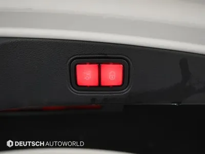 Mercedes-Benz E-Class 2022, 23512 км, за 34307.27 USD - фото 20
