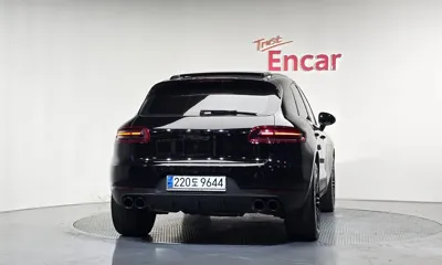 Porsche Macan 2015, 88296 км, за 20319.7 USD