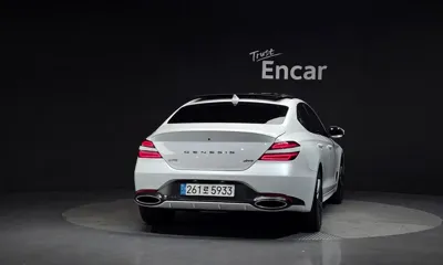 Genesis G70 2024, 12021 км, за 28179.18 USD
